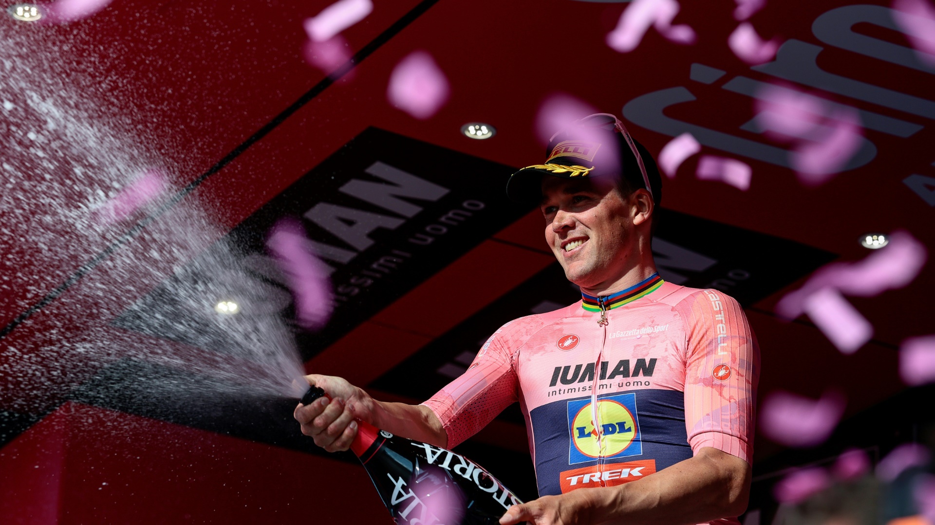 Mads Pedersen präsentiert sich beim Giro im Top-Form