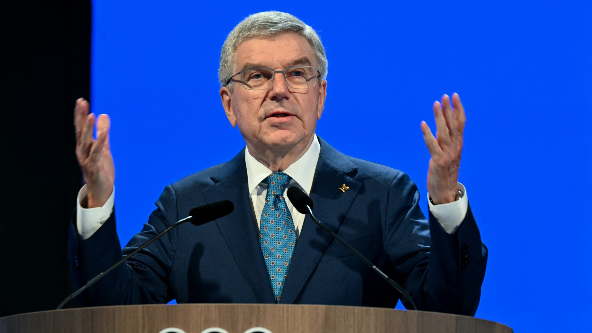 IOC-Präsident Thomas Bach freut sich über die Esport-Spiel in Saudi-Arabien