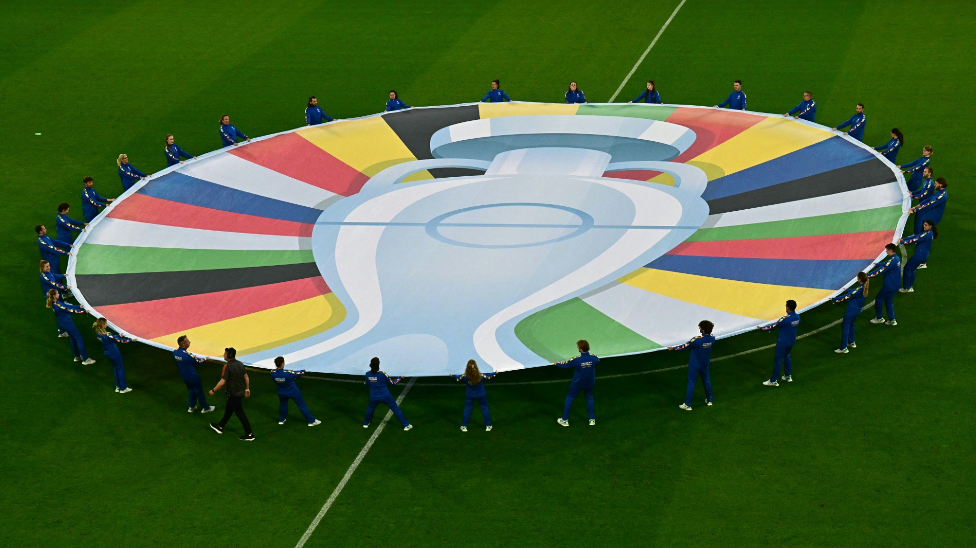 Die EM in Deutschland brachte der UEFA hohe Einnahmen