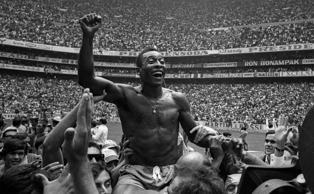 FUßBALL: Pelé (Brasilien)