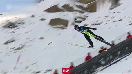 Historischer Flug! Skisprung-Star segelt zum Weltrekord