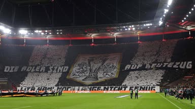Eintracht-Fans sorgen für Gänsehaut-Moment