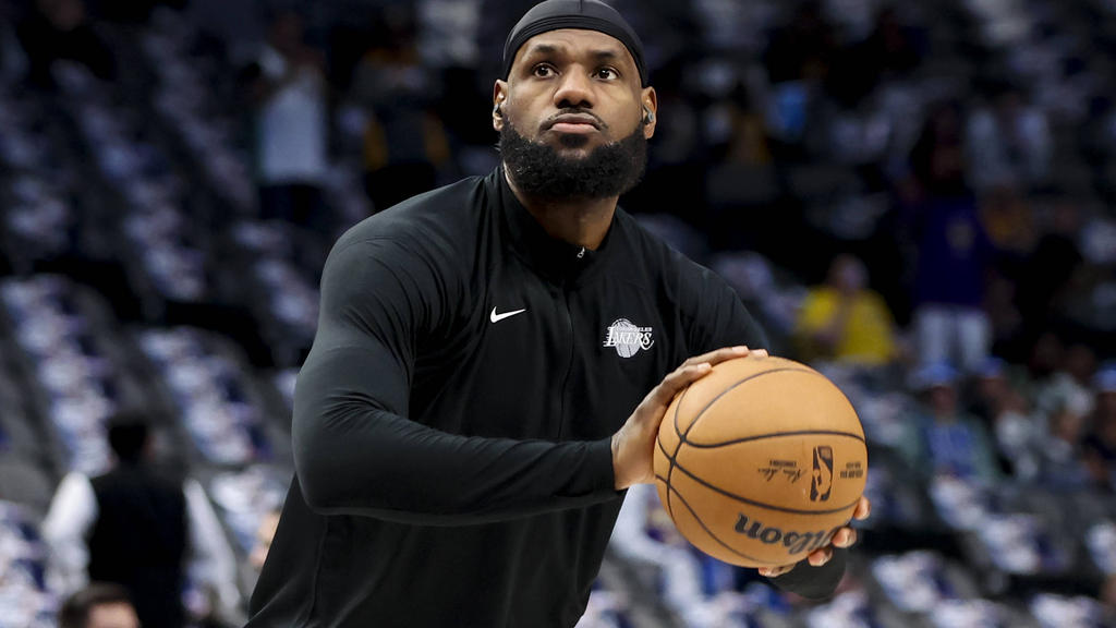 LeBron James (Basketball)