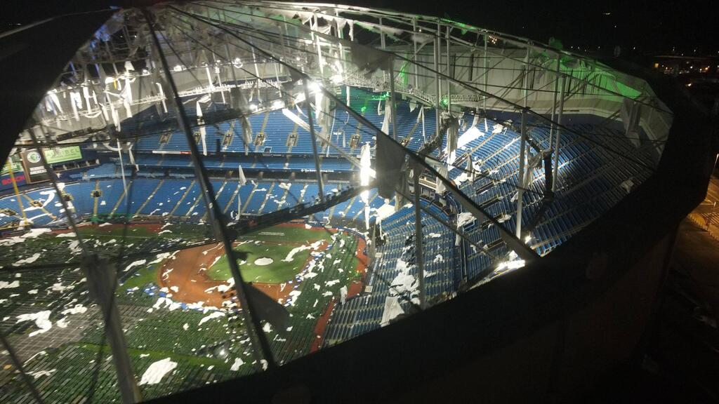 Baseballstadion in Tampa von Hurrikan schwer beschädigt