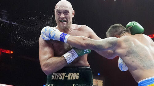 Tyson Fury kassierte im ersten Duell mit Oleksandr Usyk die erste Niederlage seiner Profi-Karriere