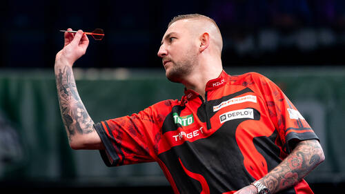 Darts-Star Nathan Aspinall darf in der Premier League ran