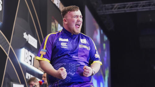 Luke Littler hat die Darts-Welt im Sturm erobert