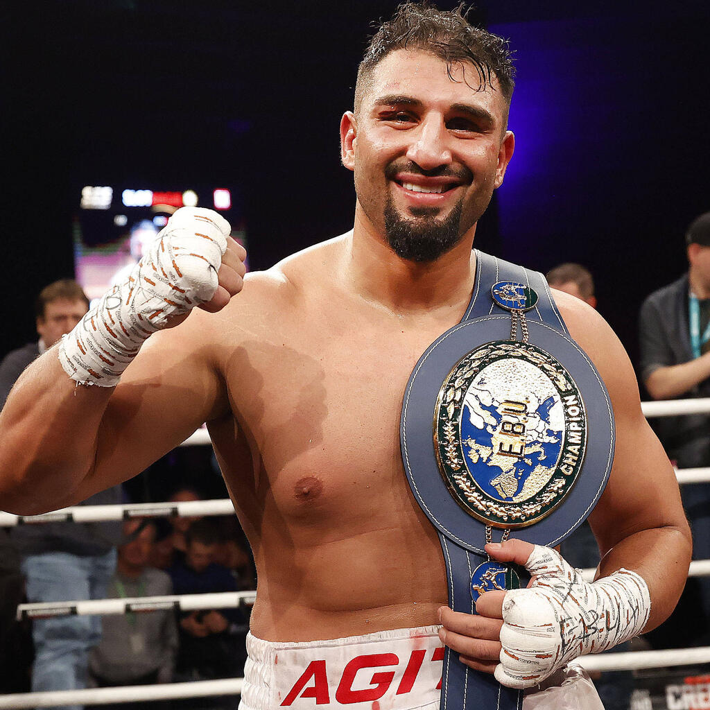 Platz 3: Agit Kabayel (Deutschland) - 26 Kämpfe, 26 Siege, 18 durch K.o.
