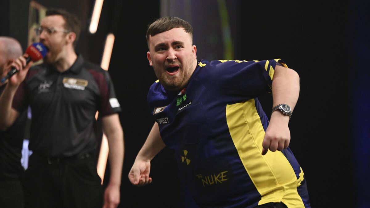 Luke Littler dominiert im Darts