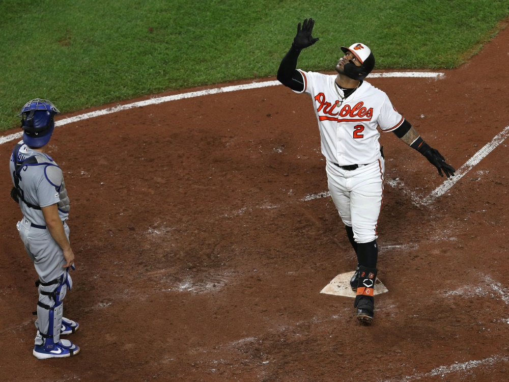 Jonathan Villar (r.) gelang der 6106. Homerun des Jahres