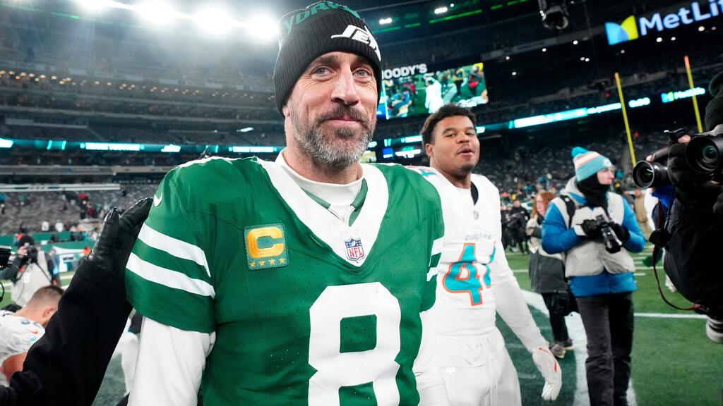 Aaron Rodgers hat sich immer noch nicht für ein neues Team entschieden