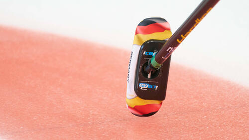Die deutschen Curler kämpfen bei der WM um Olympia