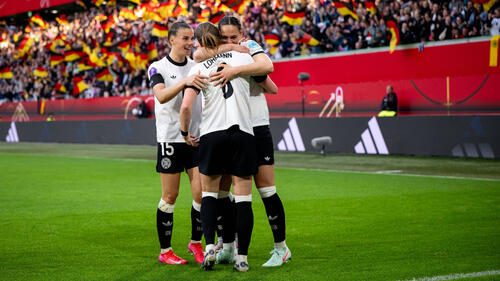 Kantersieg für die deutschen Frauen
