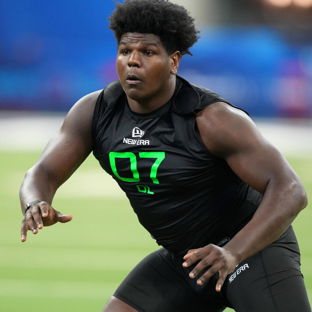 29. Washington Commanders: Josh Conerly Jr. - OT, Oregon