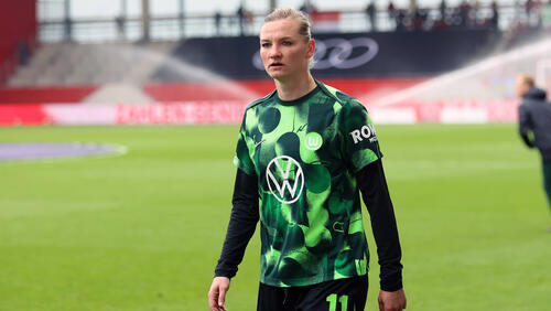 Alexandra Popp spricht über ihre EM-Prognose
