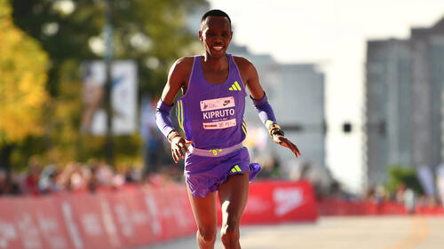 Amos Kipruto war in Hamburg nicht zu schlagen