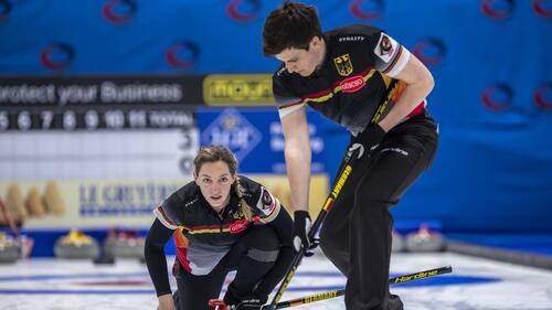 Pia-Lisa Schöll hat die vorzeitige Olympia-Qualifikation im Mixed-Curling deutlich verpasst
