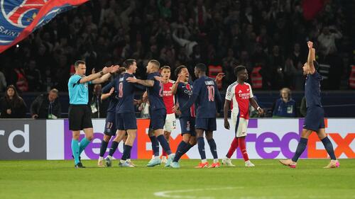Im Moment des Abpfiffs bracht bei PSG großer Jubel aus