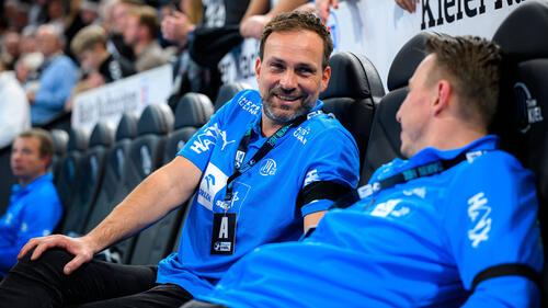 Viktor Szilagyi ordnete die Gerüchte rund um THW Kiel ein