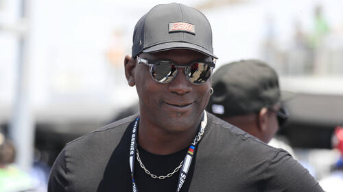 MJ hat einen historischen Vertrag unterschrieben