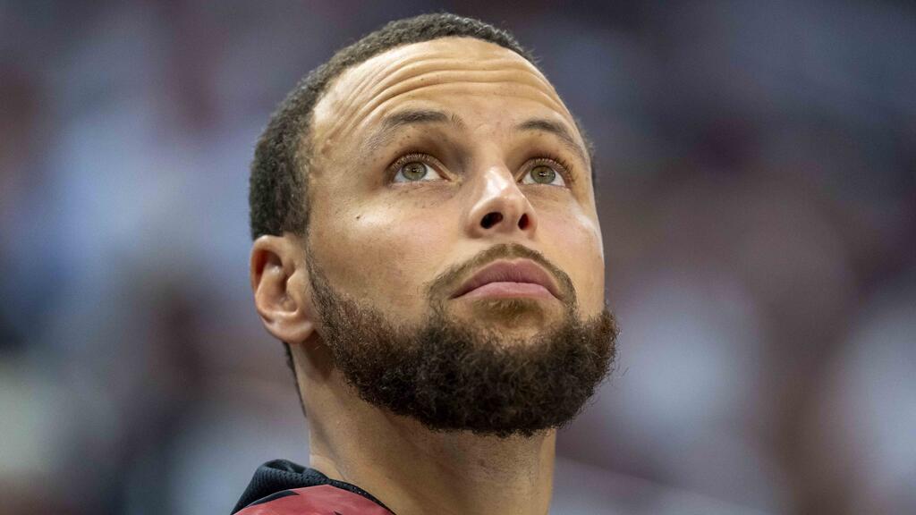 Stephen Curry steht noch zwei Jahre unter Vertrag bei den Golden State Warriors.
