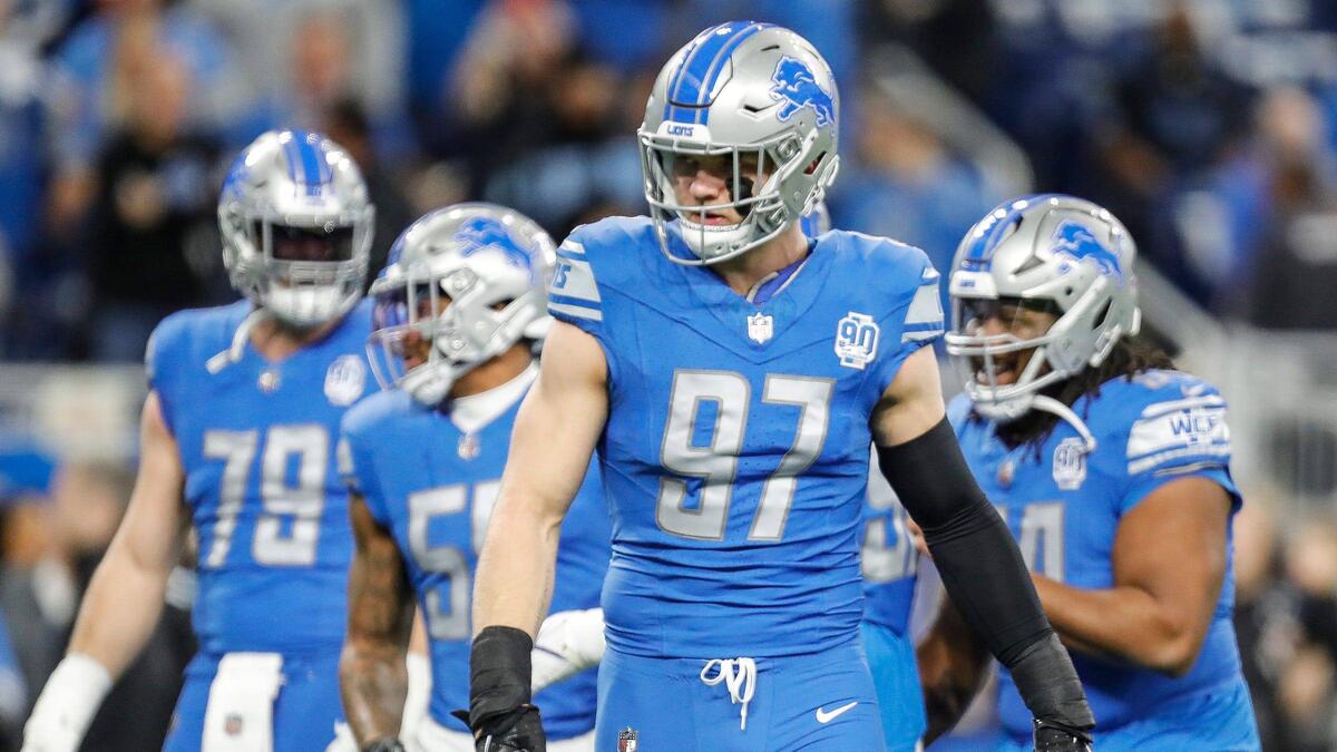 Aidan Hutchinson (Nr. 97) arbeitet an seinem NFL-Comeback