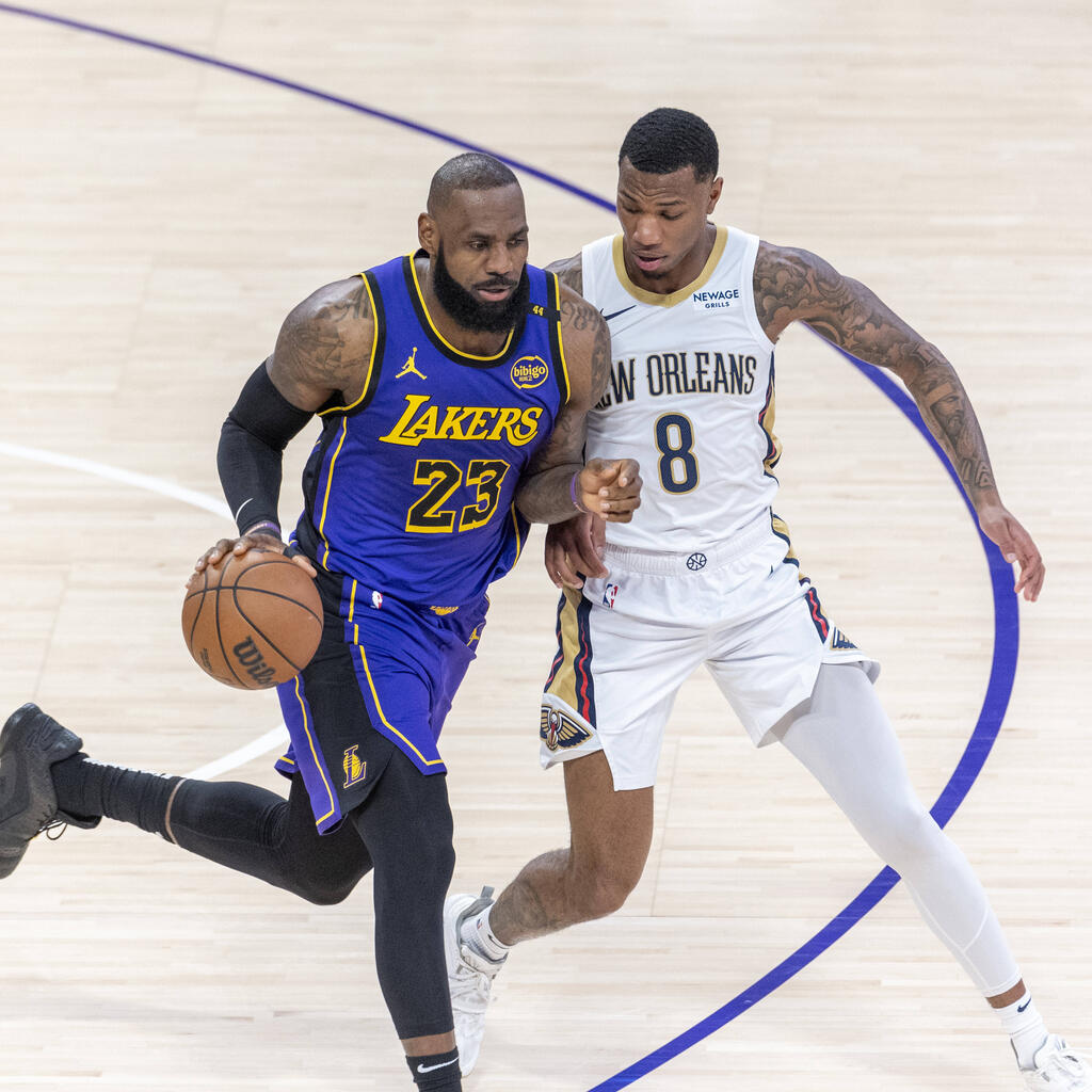 Platz 6: LeBron James (Basketball) - 119,5 Millionen Euro