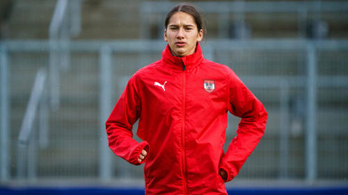 Christina Schönwetter hat in Wolfsburg unterschrieben