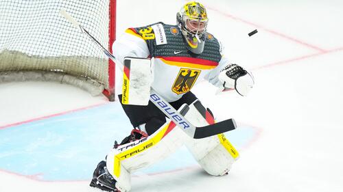 Philipp Grubauer verletzte sich im Duell mit den USA