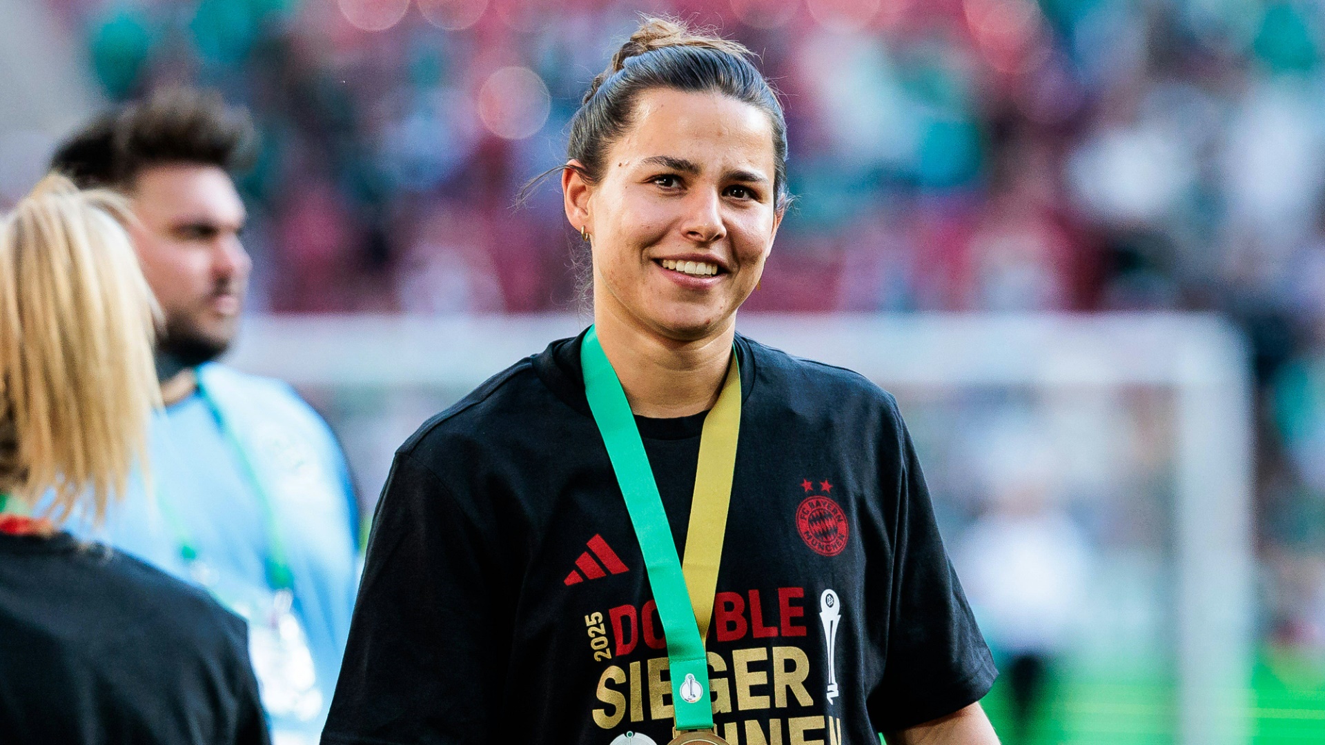 Oberdorf hat noch kein Spiel für den FC Bayern gemacht